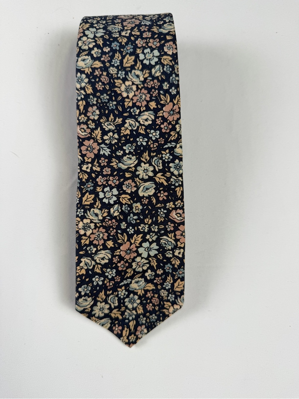 Classy and Stylish Austin Reed Navy Floral Tie with Pink and Cream Accents